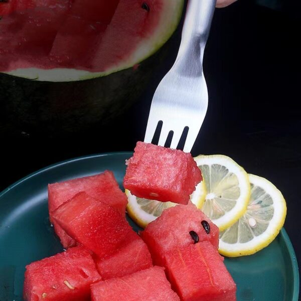 2 In 1 Watermelon Fork Slicer Multi-purpose Stainless Steel Watermelon Slicer Cutter Kitchen Fruit Cutting Fork Fruit Divider Kitchen Gadgets - Image 4
